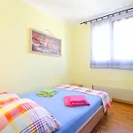 Radojka 2328 Apartman Póla