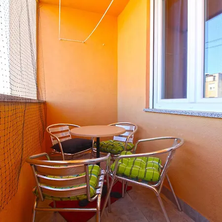 アパート Radojka 2328 *